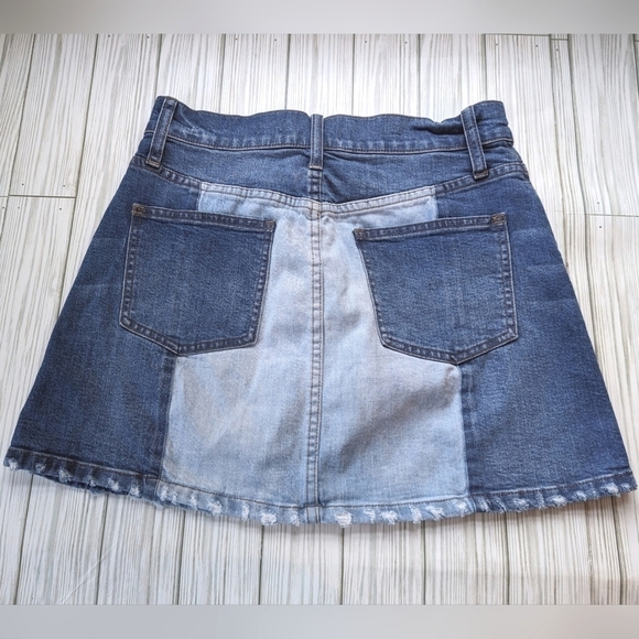 Madewell McCarren Pieced Two Tone Denim Skirt in Distressed Dark Blue Size 27 - Picture 7 of 12